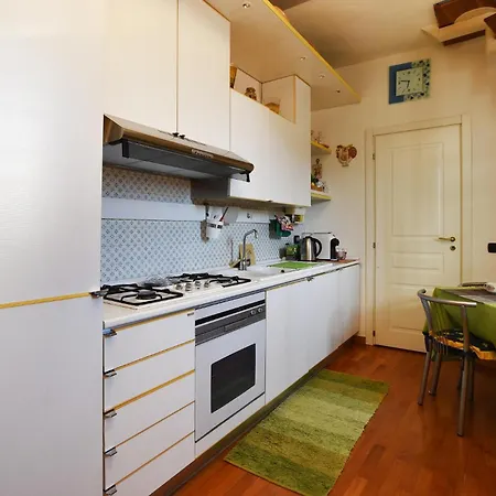 3 Bedroom Stunning In *