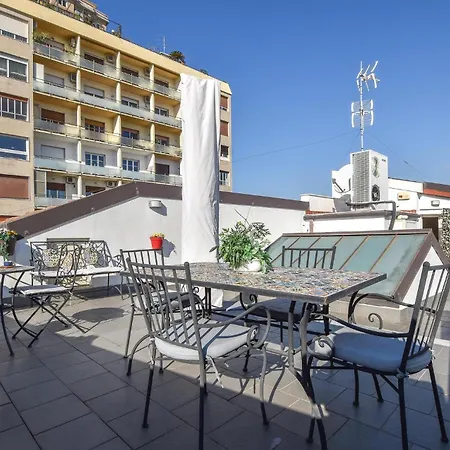 3 Bedroom Stunning In *