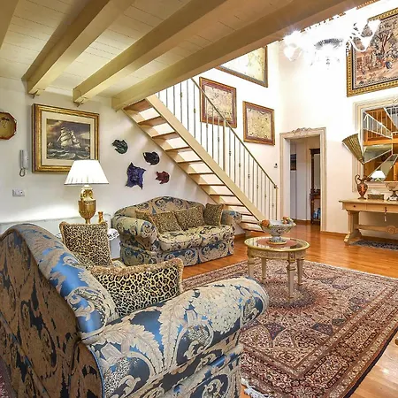 3 Bedroom Stunning In * Katánie