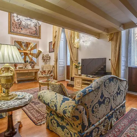 3 Bedroom Stunning In Apartmán